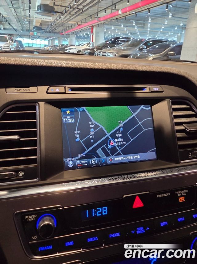 Hyundai Sonata 2016 — photo 13