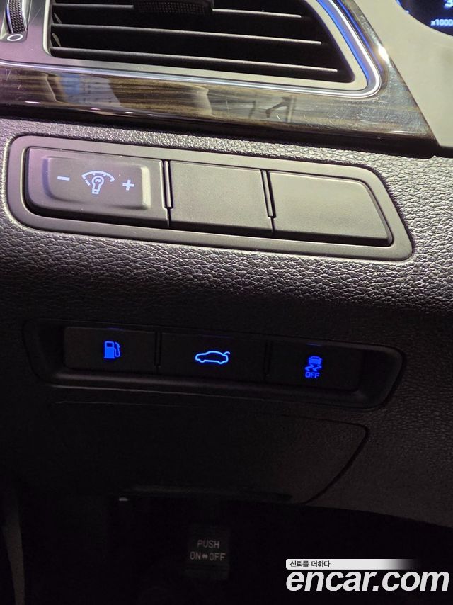 Hyundai Sonata 2016 — photo 18