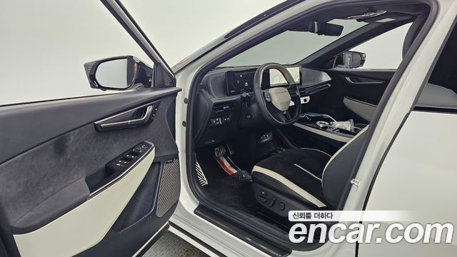 Kia EV6 2025 — photo 13