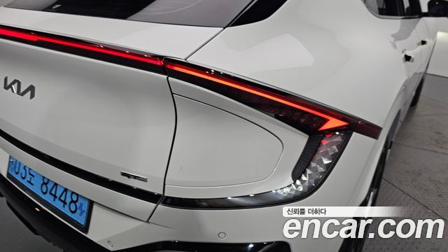 Kia EV6 2025 — photo 9