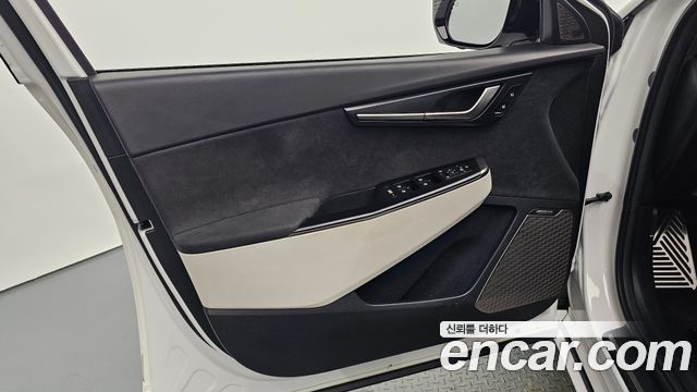 Kia EV6 2025 — photo 14