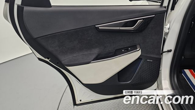 Kia EV6 2025 — photo 15