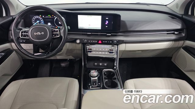 Kia Canival 2023 — photo 10