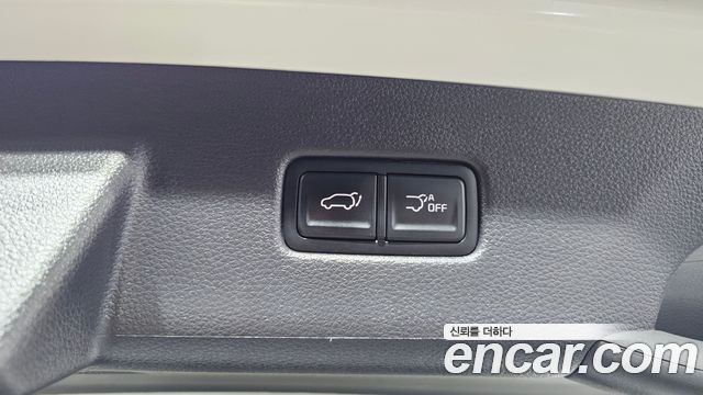 Kia Canival 2023 — photo 23