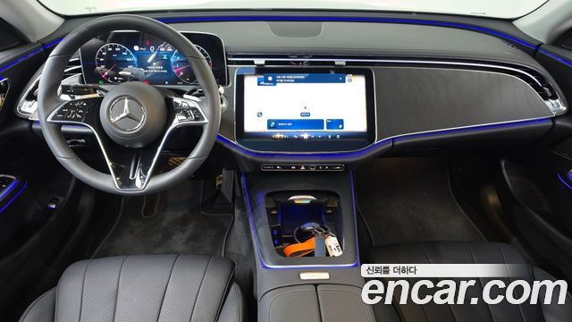 Mercedes-Benz E-Class 2026 — photo 10