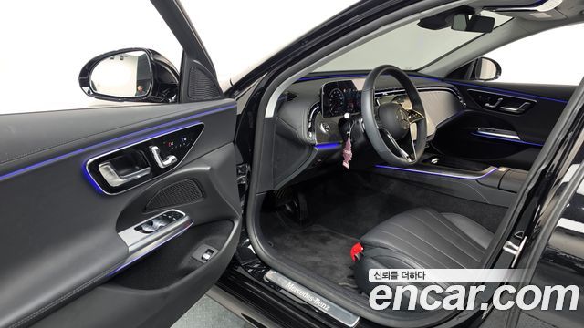 Mercedes-Benz E-Class 2026 — photo 13