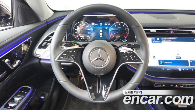 Mercedes-Benz E-Class 2026 — photo 18