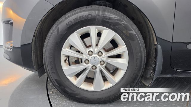 Kia Canival 2015 — photo 5