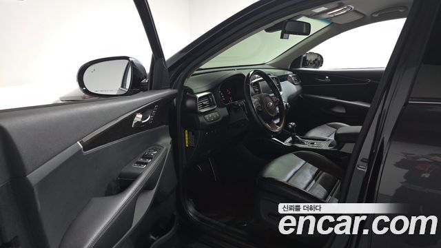 Kia Sorento 2017 — photo 13