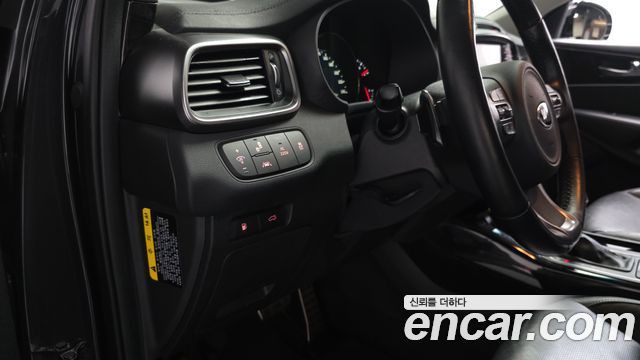 Kia Sorento 2017 — photo 25