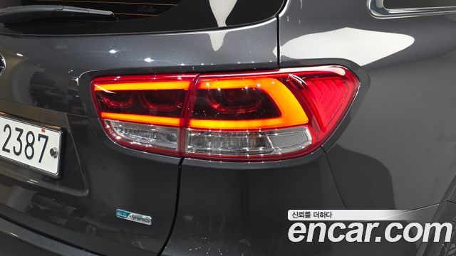 Kia Sorento 2017 — photo 9