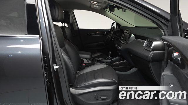 Kia Sorento 2017 — photo 16