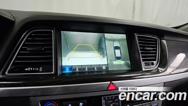 Genesis G80 2017 — photo 21