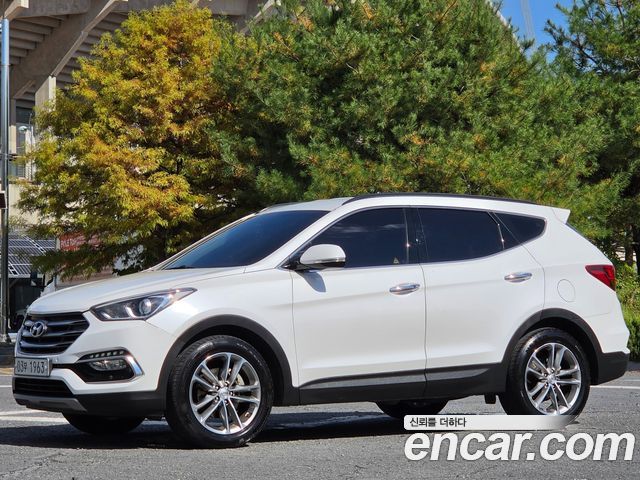 Hyundai Santafe 2016 — photo 3