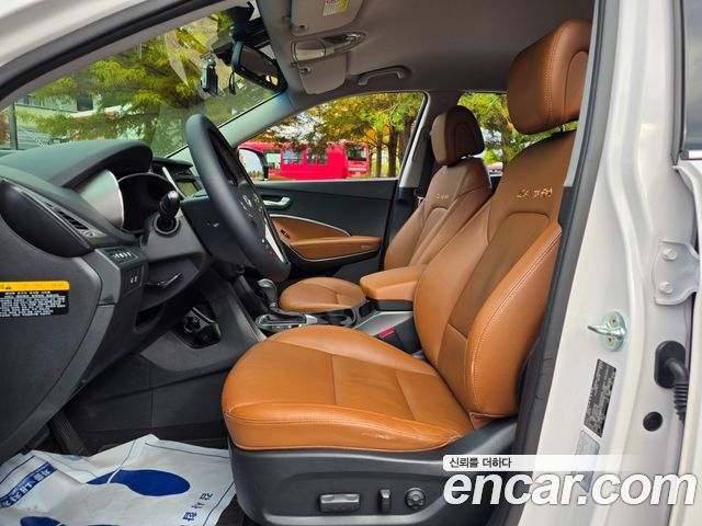 Hyundai Santafe 2016 — photo 12