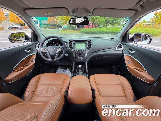 Hyundai Santafe 2016 — photo 14