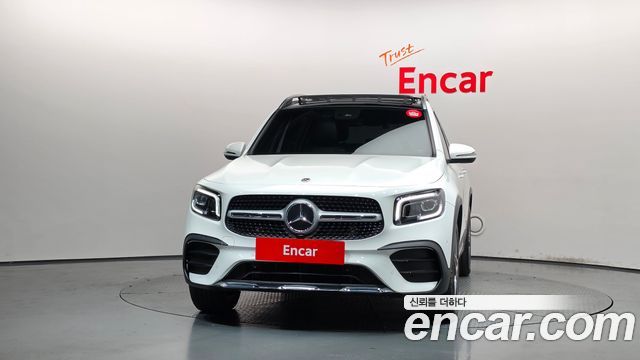 Mercedes-Benz GLB-Class 2021 — photo 3