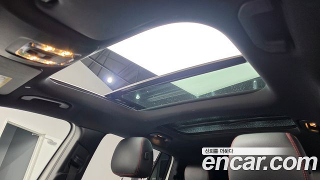 Mercedes-Benz GLB-Class 2021 — photo 19