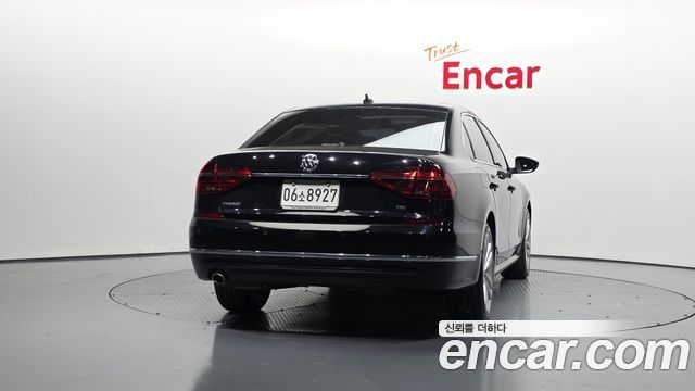 Volkswagen Passat 2018 — photo 4