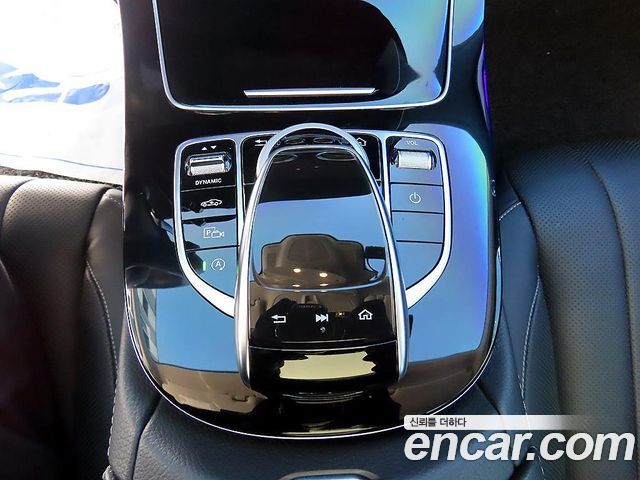 Mercedes-Benz E-Class 2017 — photo 14