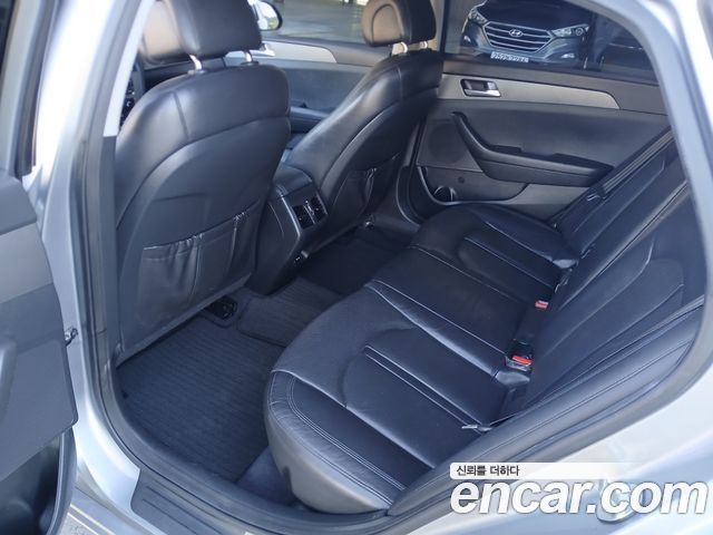 Hyundai Sonata 2015 — photo 11