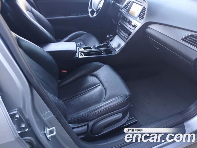 Hyundai Sonata 2015 — photo 12
