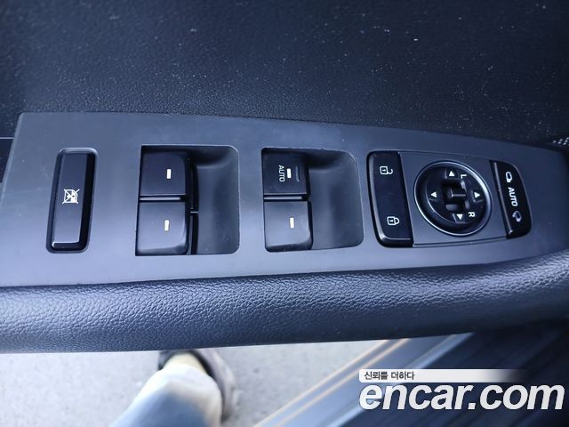 Hyundai Sonata 2015 — photo 18