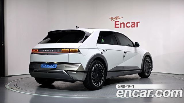 Hyundai Ioniq5 2023 — photo 2