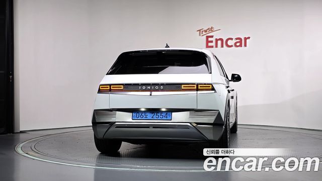 Hyundai Ioniq5 2023 — photo 4
