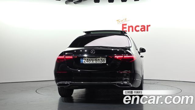 Mercedes-Benz S-Class 2022 — photo 4