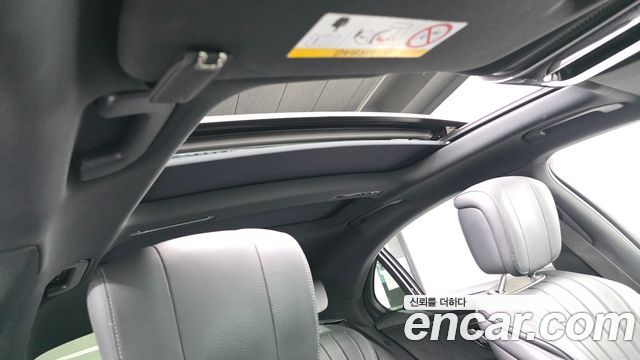 Mercedes-Benz S-Class 2022 — photo 18