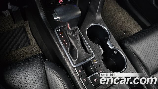Kia Sportage 2022 — photo 9