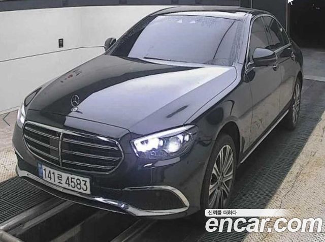 Mercedes-Benz E-Class 2021 — photo 1