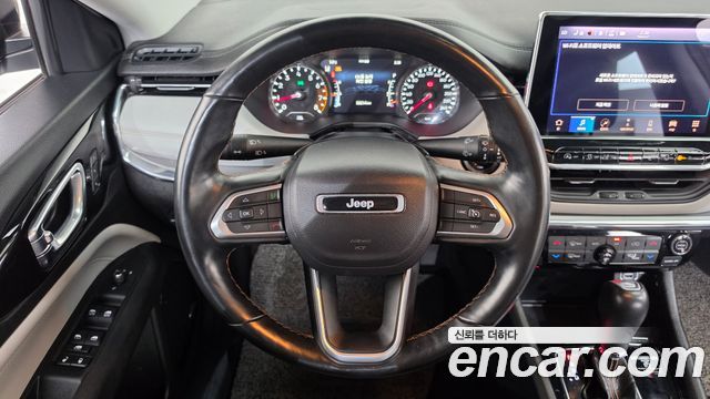 Jeep Compass 2022 — photo 19