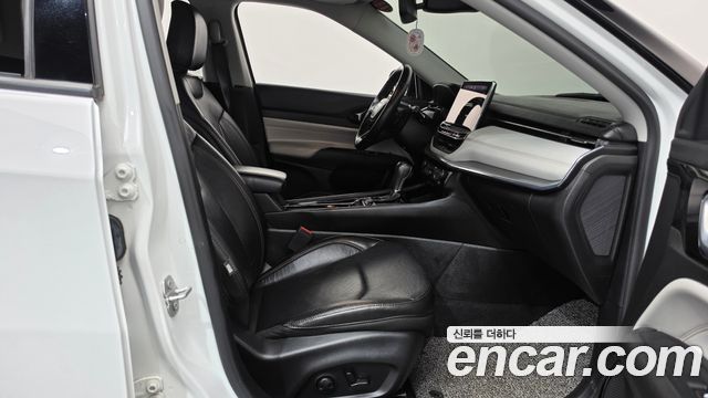Jeep Compass 2022 — photo 16