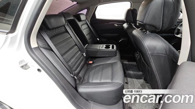 Renault Korea SM6 2019 — photo 17
