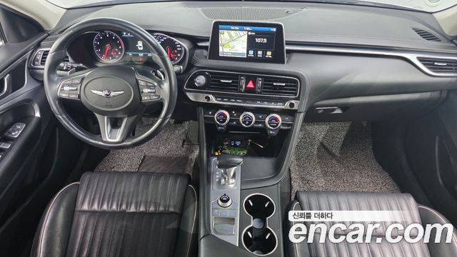 Genesis G70 2018 — photo 10