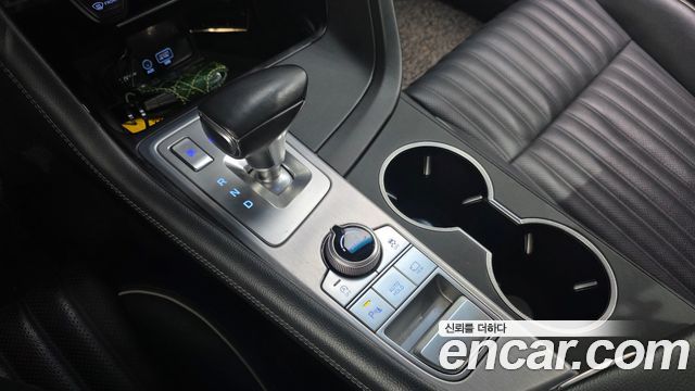 Genesis G70 2018 — photo 12