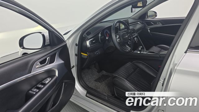 Genesis G70 2018 — photo 13