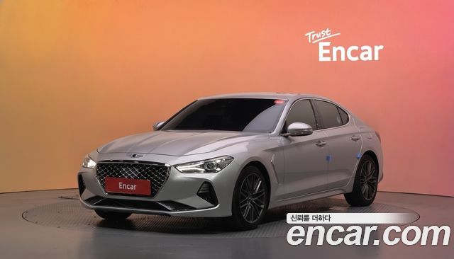 Genesis G70 2018 — photo 1
