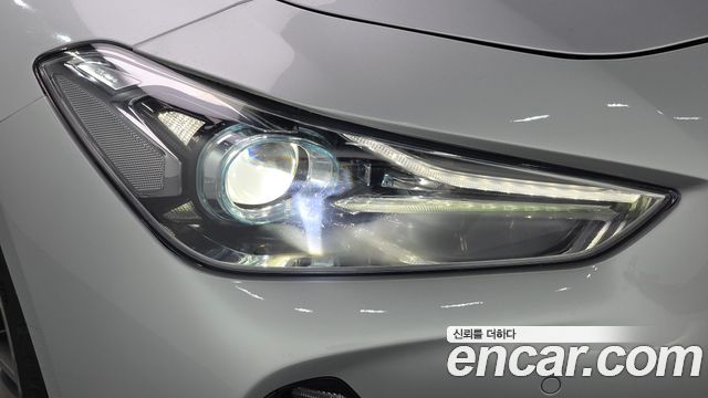 Genesis G70 2018 — photo 8
