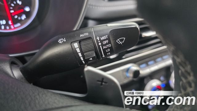 Genesis G70 2018 — photo 27