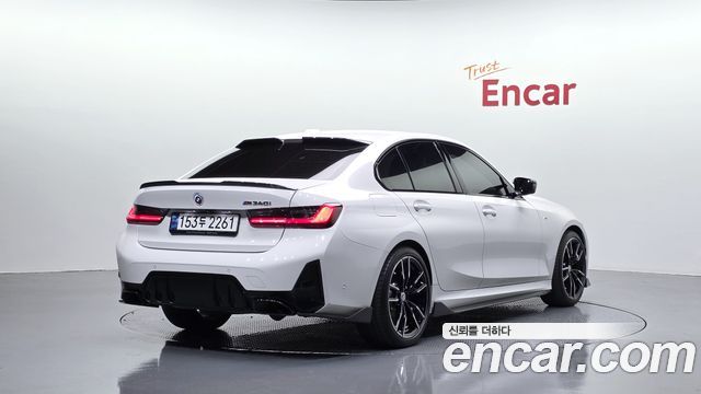 BMW 3-Series 2023 — photo 2