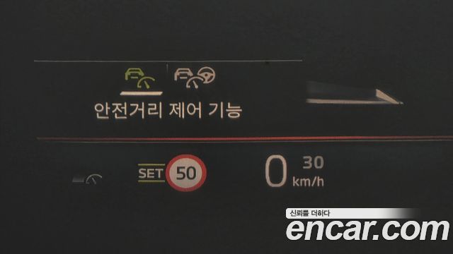 BMW 3-Series 2023 — photo 31