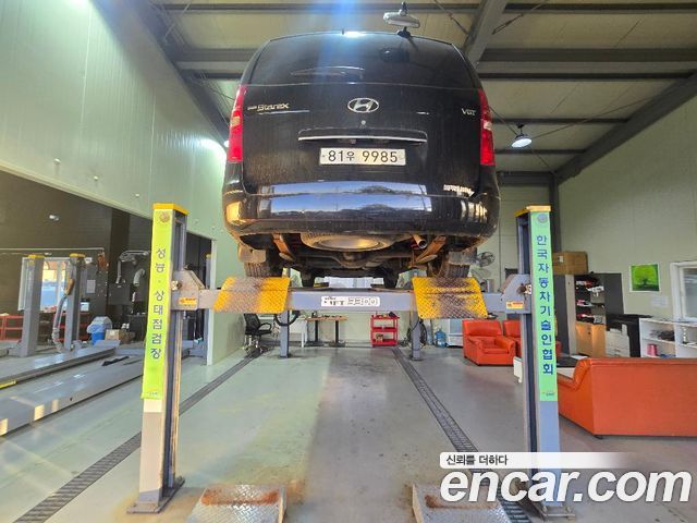 Hyundai Starex 2016 — photo 2
