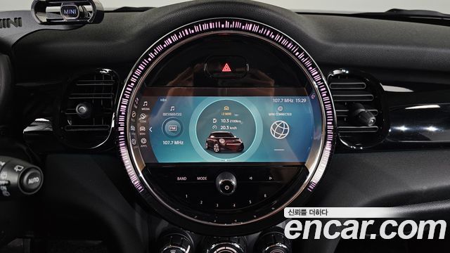 Mini Cooper 2022 — photo 20