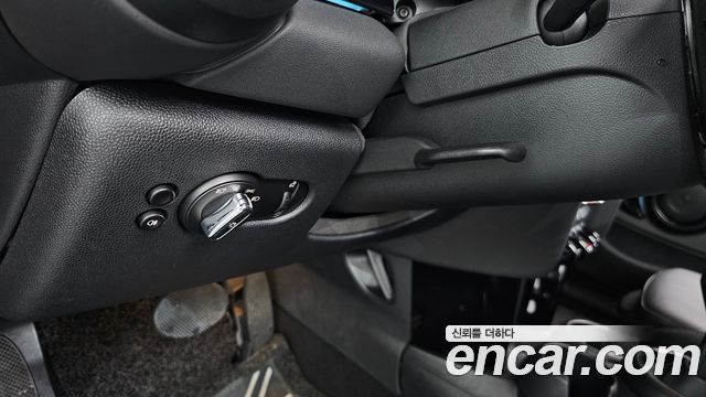 Mini Cooper 2022 — photo 25
