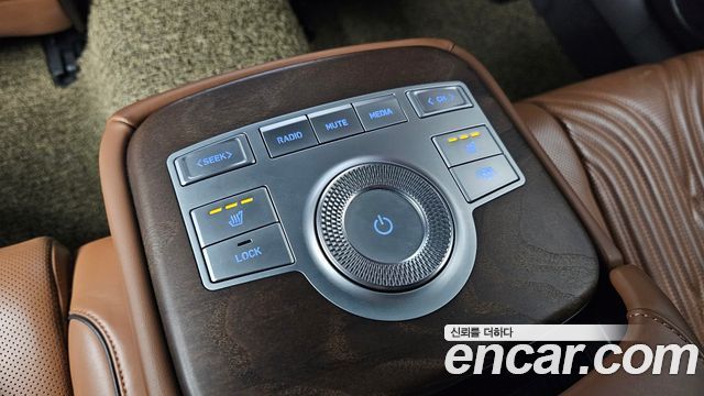 Genesis G80 2021 — photo 25