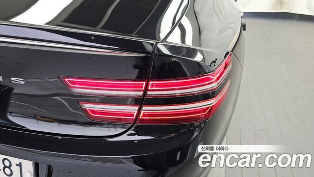 Genesis G80 2021 — photo 9