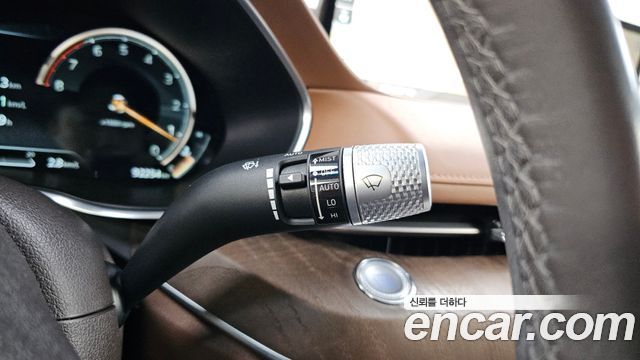 Genesis G80 2021 — photo 28